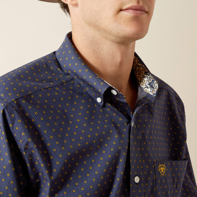 Ariat Wrinkle Free Daven Fitted Shirt