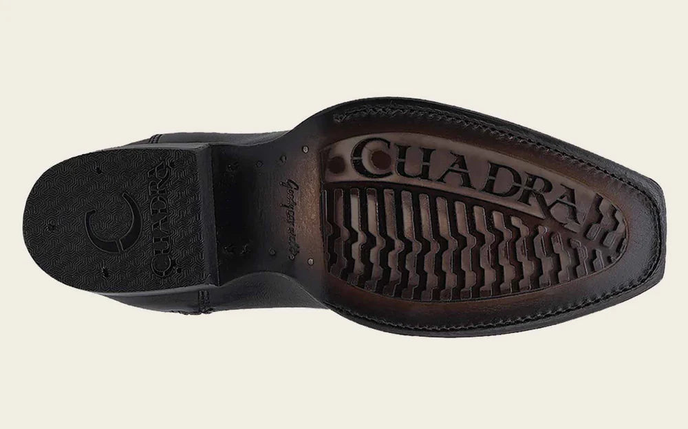 Botas de raya negra grabadas Cuadra