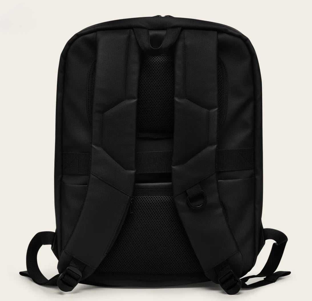 Cuadra Hat Carrier Backpack