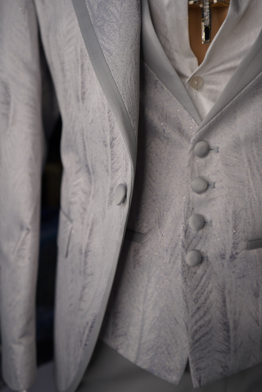 Traje de lujo gris claro para hombre Nieve Imperial (3 piezas)