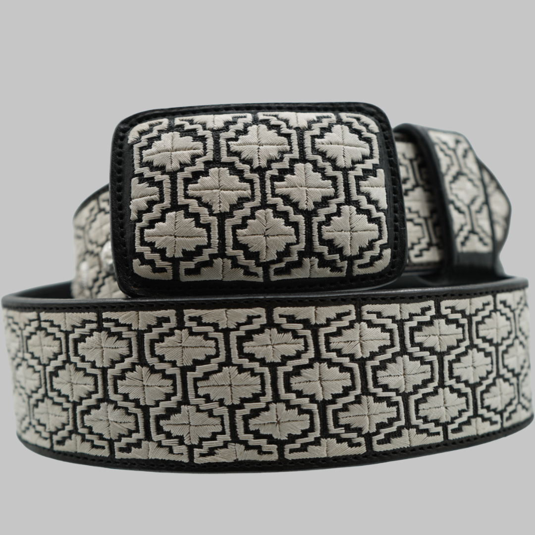 Cinto Piteado de Lujo – Tradición y Elegancia Artesanal