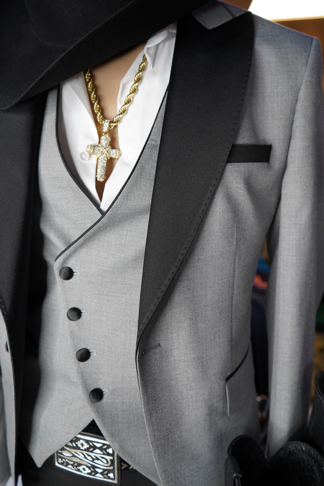 "Prestige Men’s 3-Piece Suit Set – Grey & Black Luxe Edition"