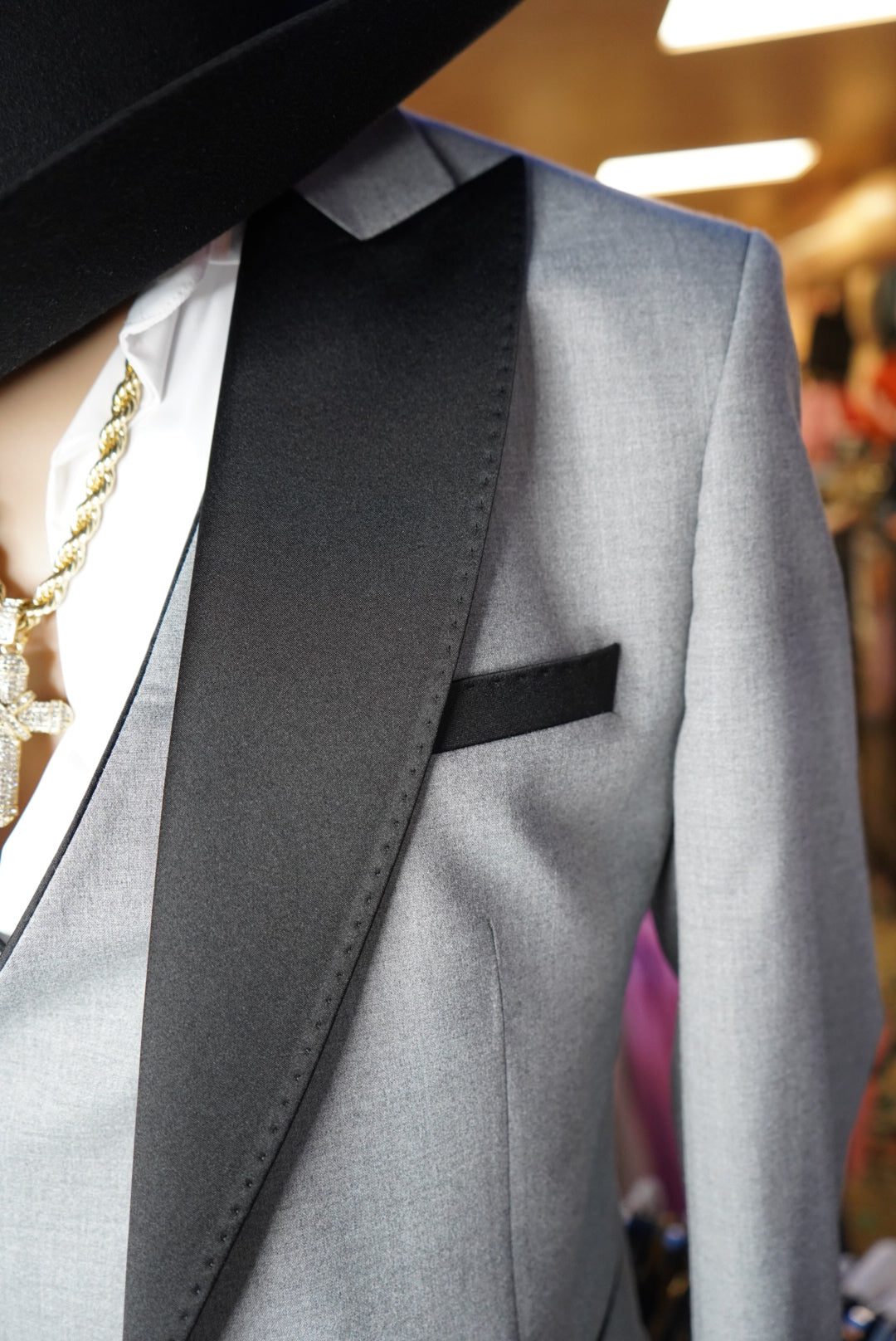 "Prestige Men’s 3-Piece Suit Set – Grey & Black Luxe Edition"