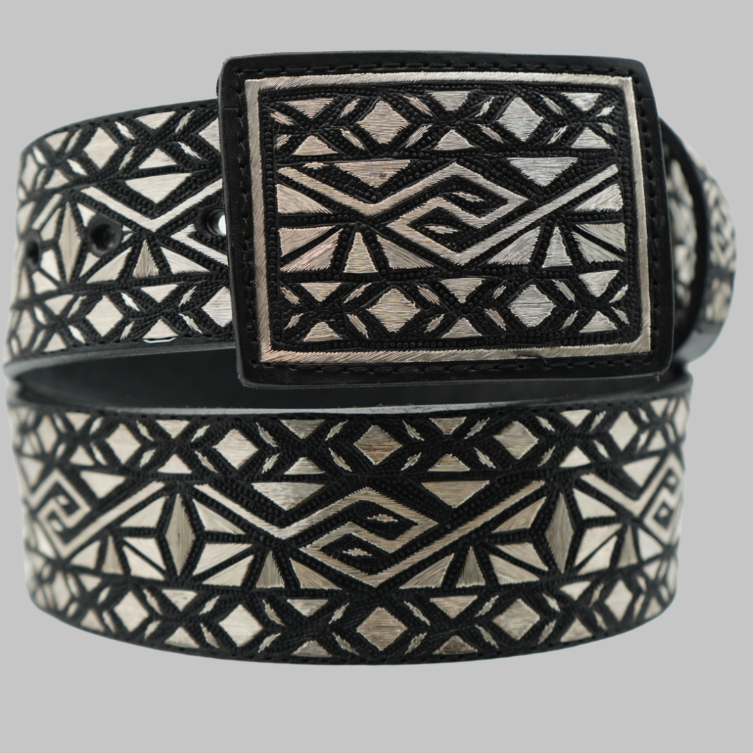 Cinto Plateado de Lujo – Diseño Exclusivo