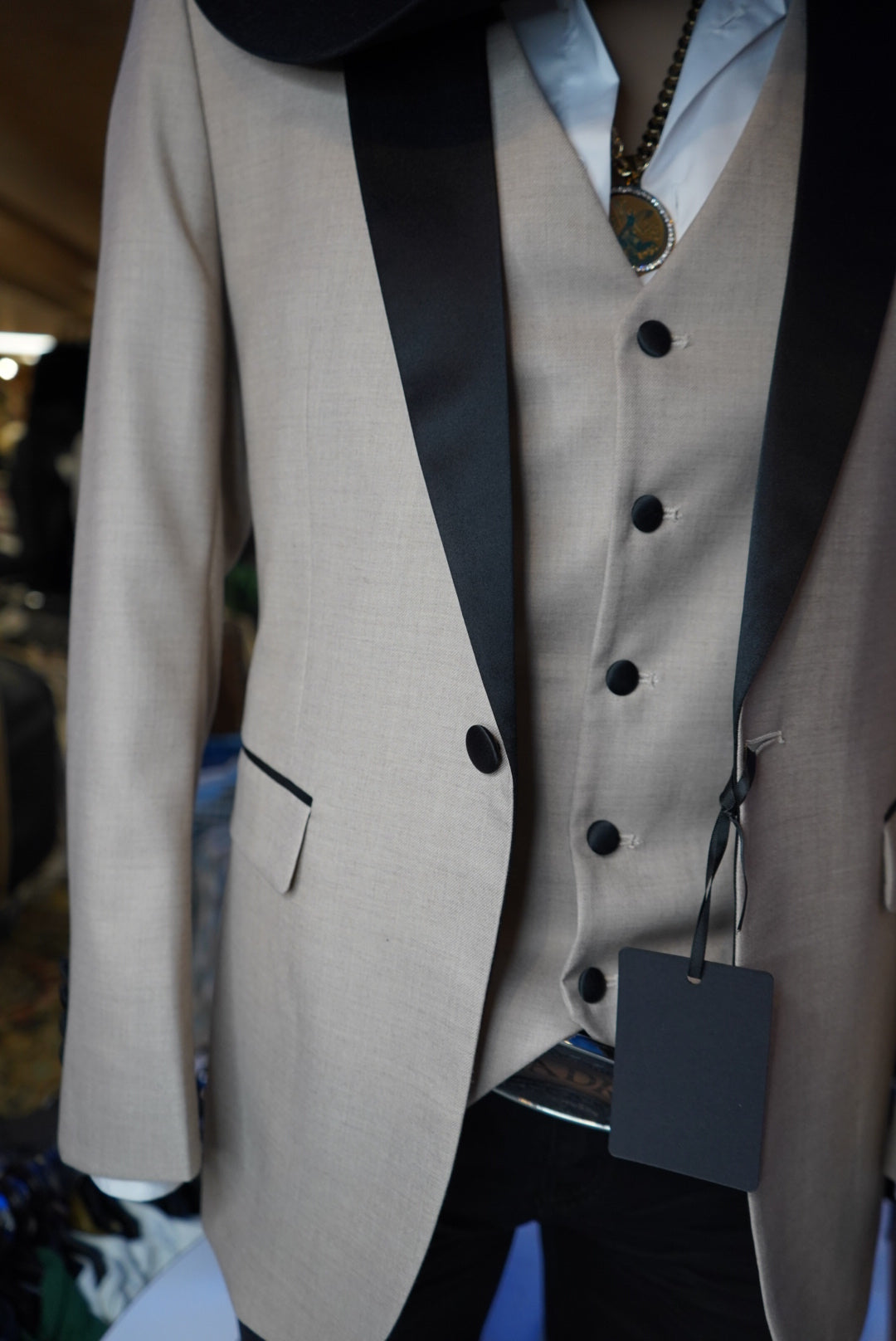 Men’s Beige 2-Piece Suit