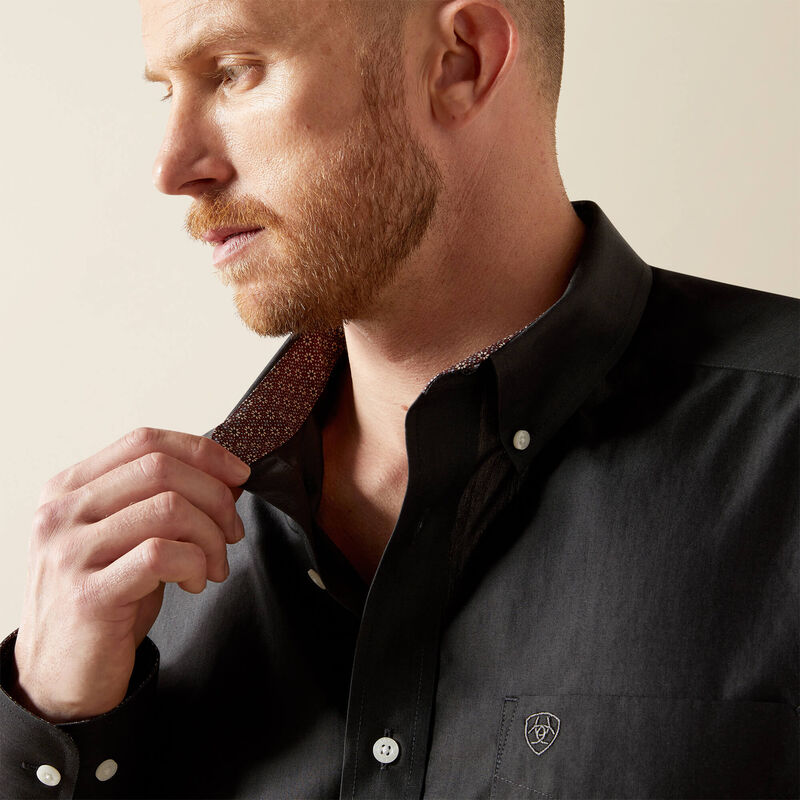 Ariat Wrinkle Free Solid Pinpoint Oxford Classic Fit Shirt