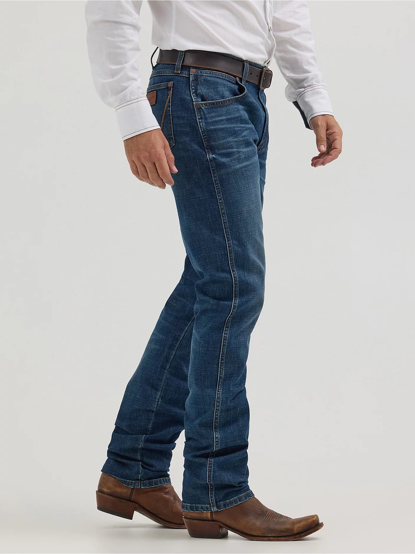 Men's Wrangler Retro® Slim Fit Straight Leg Jean