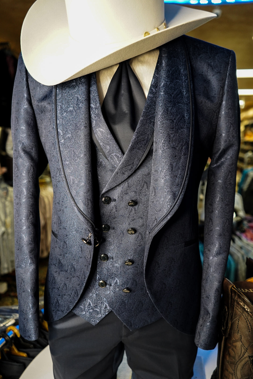 "El Príncipe Azul" – Royal 3-Piece Suit