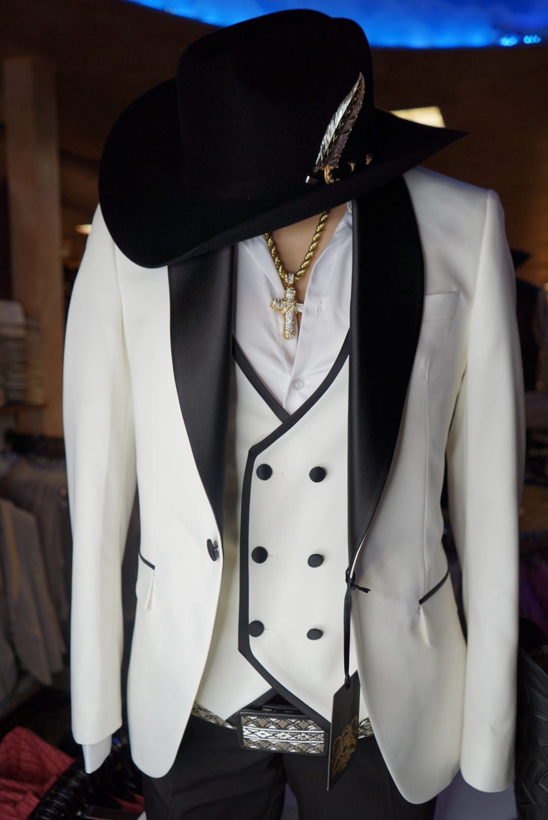 "Exclusive Elegant Wedding Suit For Grooms - Premium Slim Fit" 3-Piece Set
