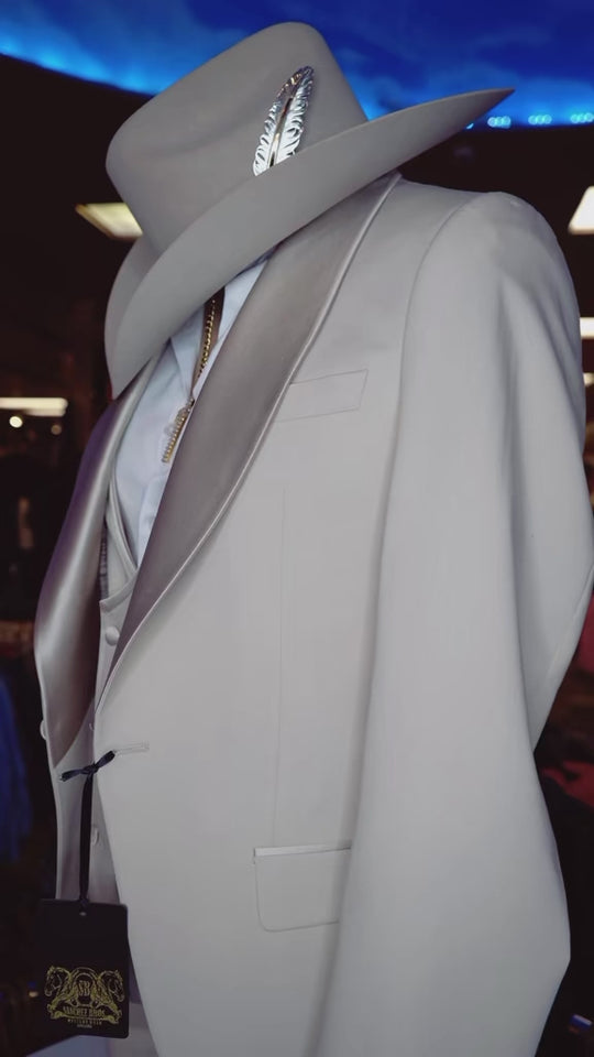 "Sanchez Brothers" Men's Luxury Champagne Suit – 3-Piece Set