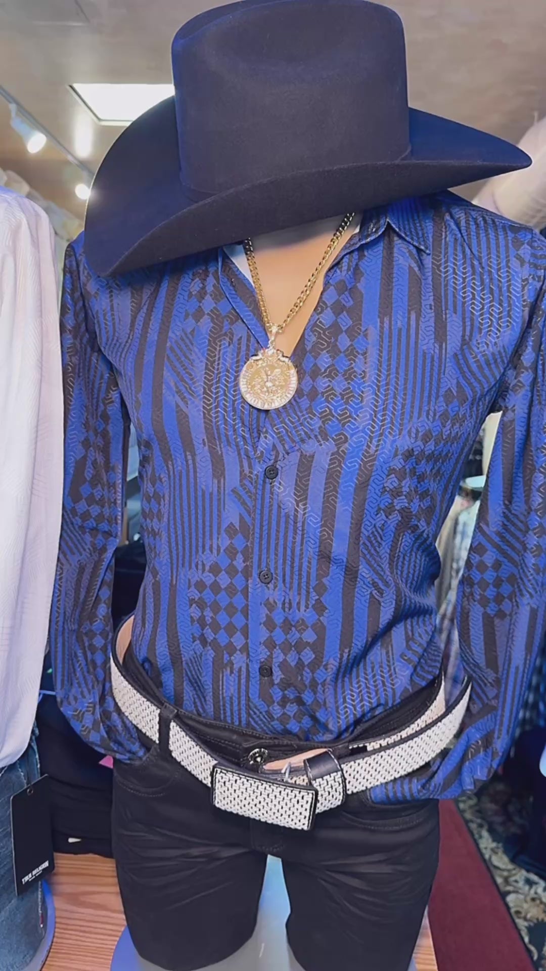 Men's Modern Fit Dress Shirt