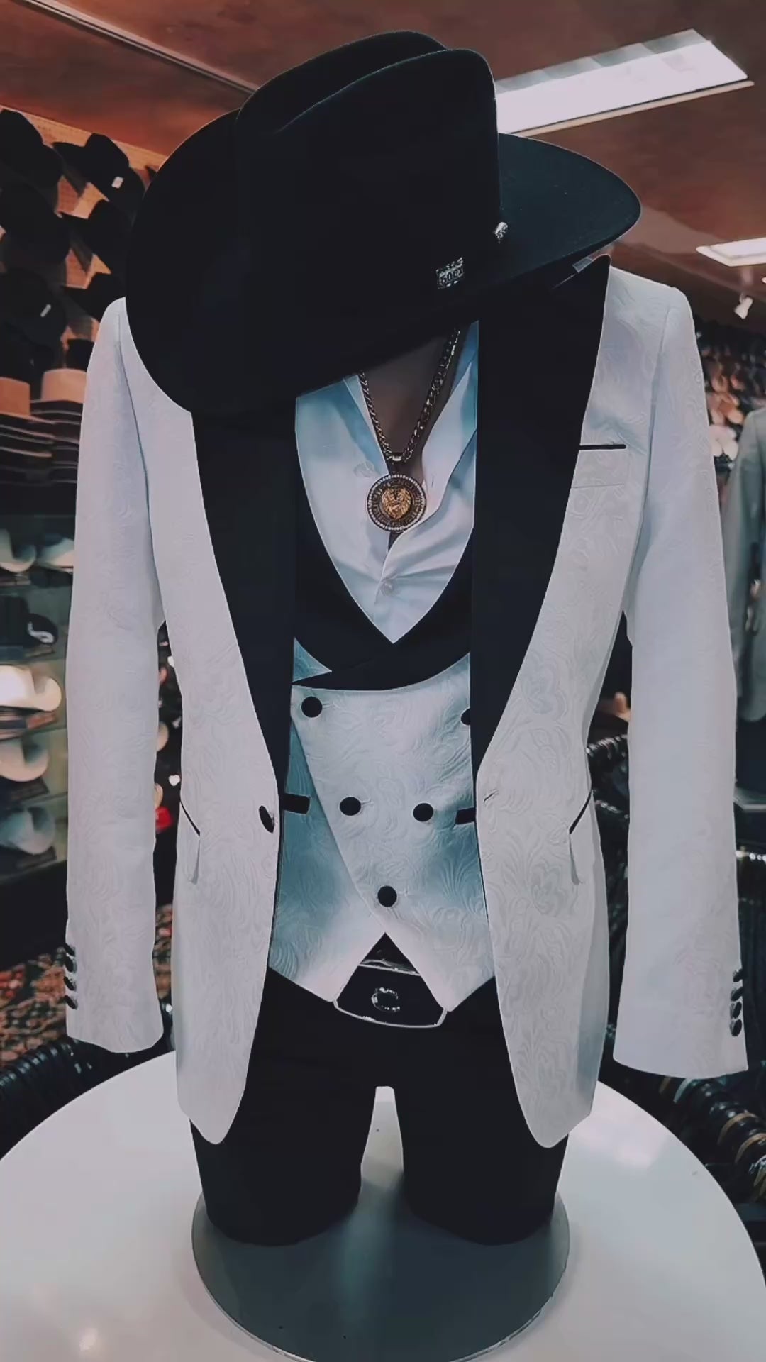 "Exclusive Elegant Wedding Suit For Grooms - Premium Slim Fit" 3-Piece Set